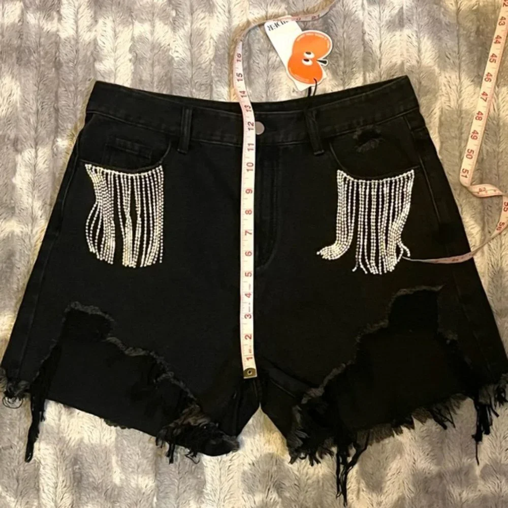 Cider Diamond Tassels Ripped Denim ShortsSize XL - Picture 6 of 10